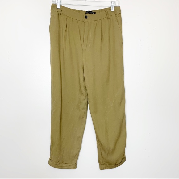 Zara Pants - Zara Olive Green cuffed bottom pants sz M
